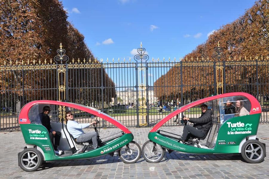 Best of Paris Private Rickshaw bike Tour with guide - The return through government, fashion, and opera Paris