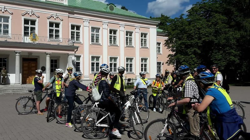 Best of Tallinn 2-Hour Bike Tour - Guide quality makes the difference