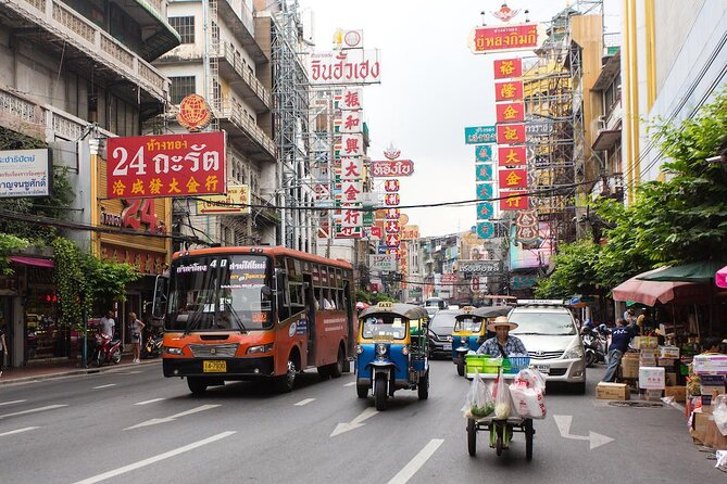 Bike Bangkok at Night with Thai Dinner - Key points to know before you book
