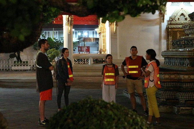 Bike Bangkok at Night with Thai Dinner - Wat Pho and Bangkok’s temple history