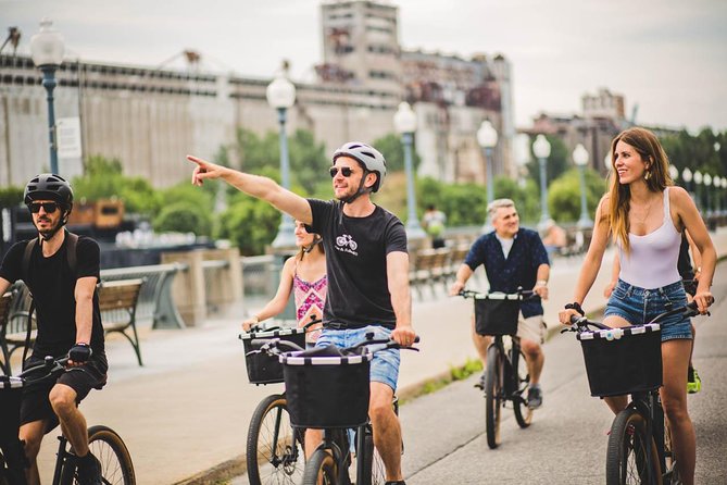 Bike / E-bike Tour : Downtown, Old Montreal, Waterfront by Fitz - Why a bike is a smart way to see Montreal