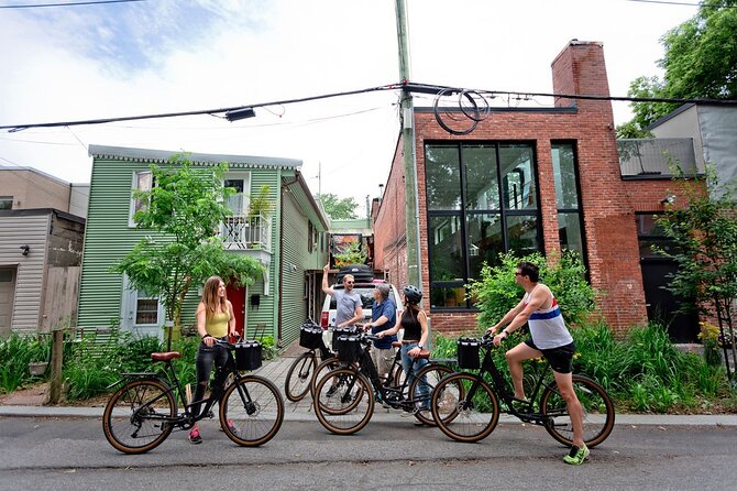Bike / E-bike tour : Plateau, Mile-End, Jean-Talon Market by Fitz - What makes the guiding valuable