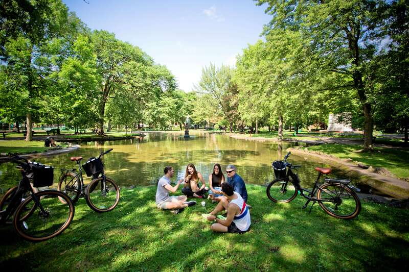 Bike/E-bike tour Plateau,MileEnd, Jean-Talon Market by Fitz - What the $87 price gets you