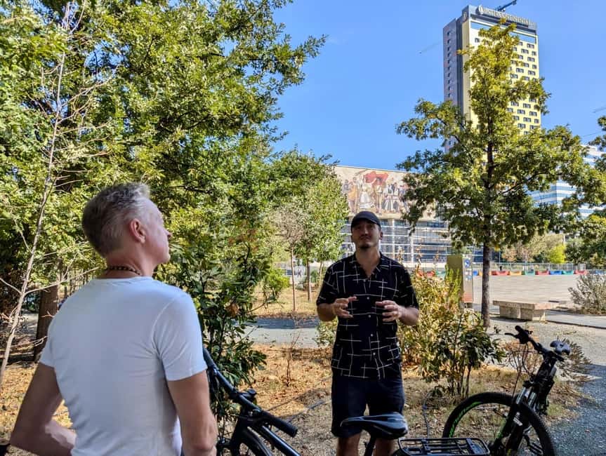 Bike or E-Bike Tour Tirana : Highlights & Grand Park Guided - Why a bicycle works so well in Tirana