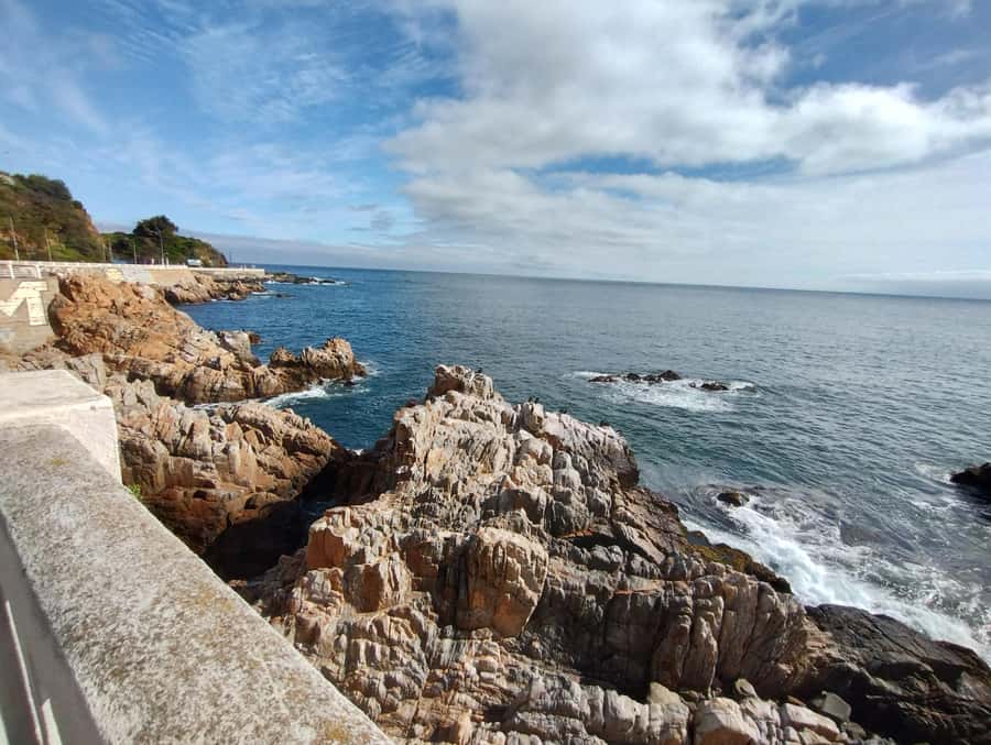 Bike ride along the coast of Viña del Mar or Valparaíso, you choose! - A private ride instead of a large cycling procession