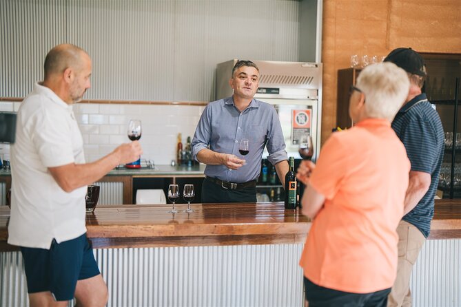 Bike to Winery Tour - Moama Beach and views of Echuca Wharf