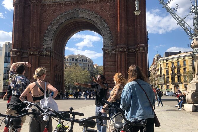 Bike Tour in Barcelona: History, Architecture and Culture - Palau de la Música Catalana: Music and architecture together
