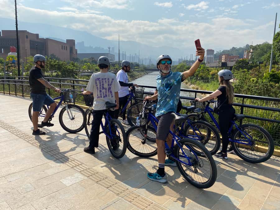 Bike Tour Medellin with Snacks and Local Beer - Why this Medellín bike ride works so well