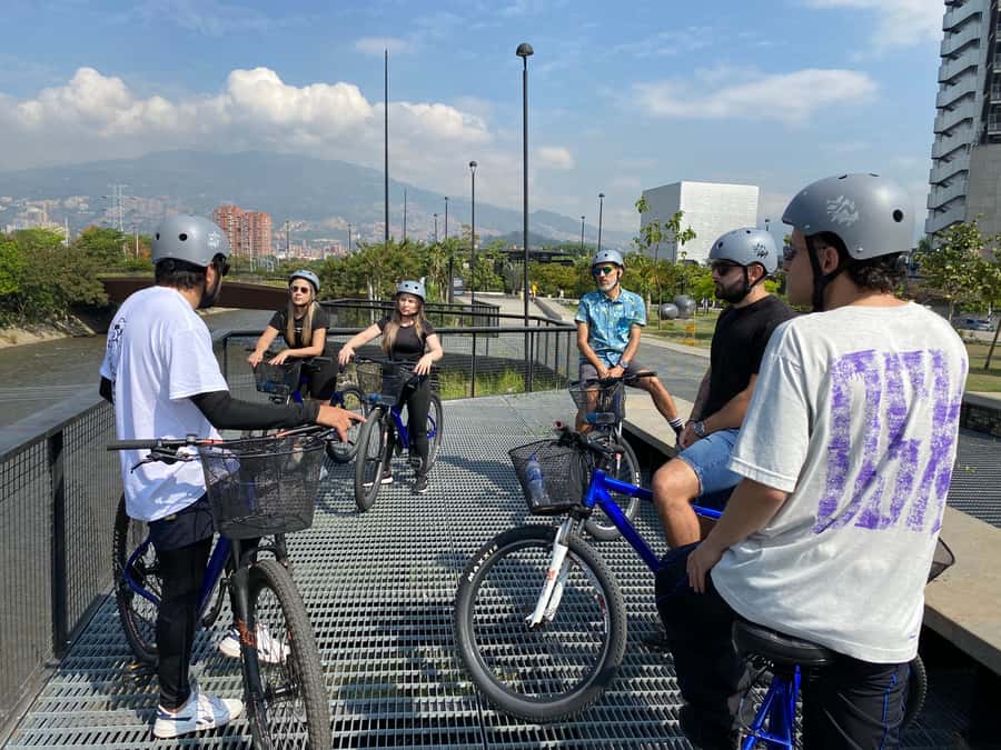 Bike Tour Medellin with Snacks and Local Beer - Conquistadores shows Medellín at street level