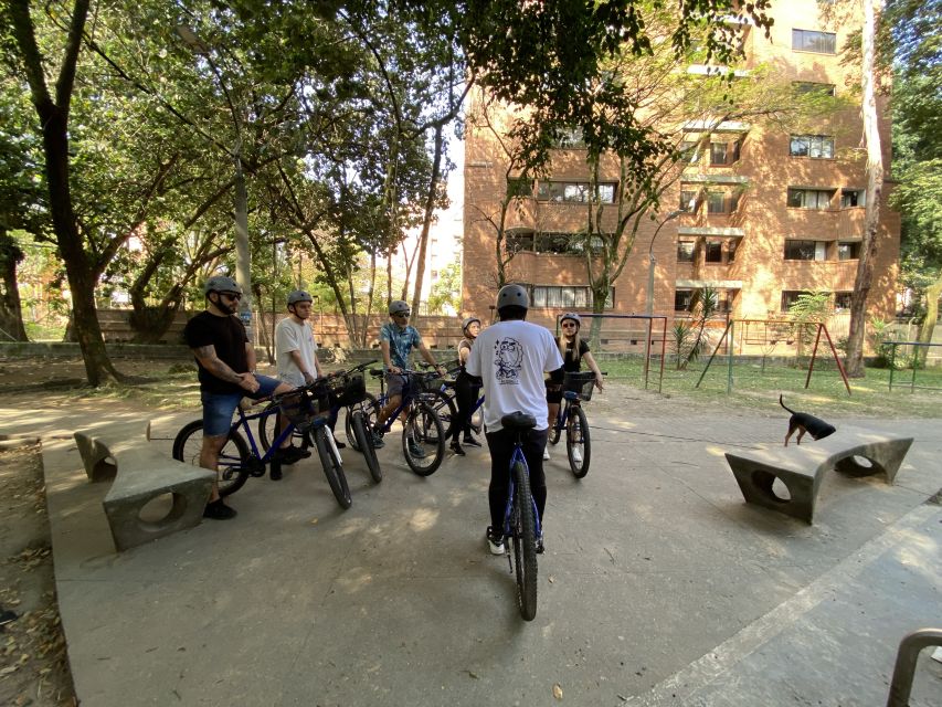 Bike Tour Medellin with Snacks and Local Beer - La Alpujarra puts civic Medellín in view