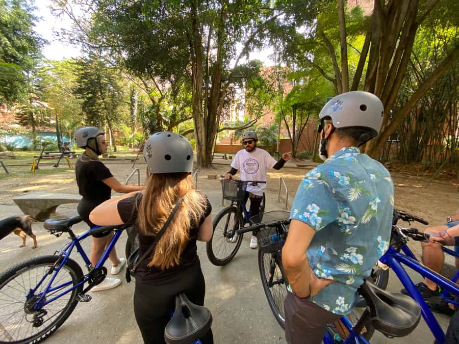 Bike Tour Medellin with Snacks and Local Beer - Safety and comfort on Medellín’s streets