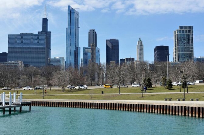 Bike Tour of Chicago's Lakefront Neighborhoods - Key points to know before you pedal