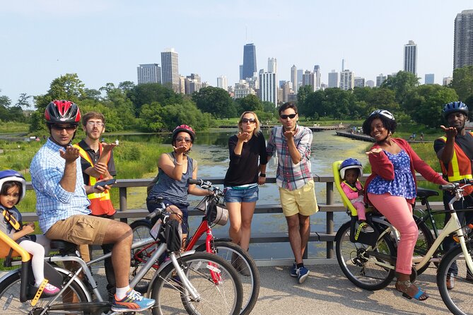 Bike Tour of Chicago's Lakefront Neighborhoods - What the guides add to the experience