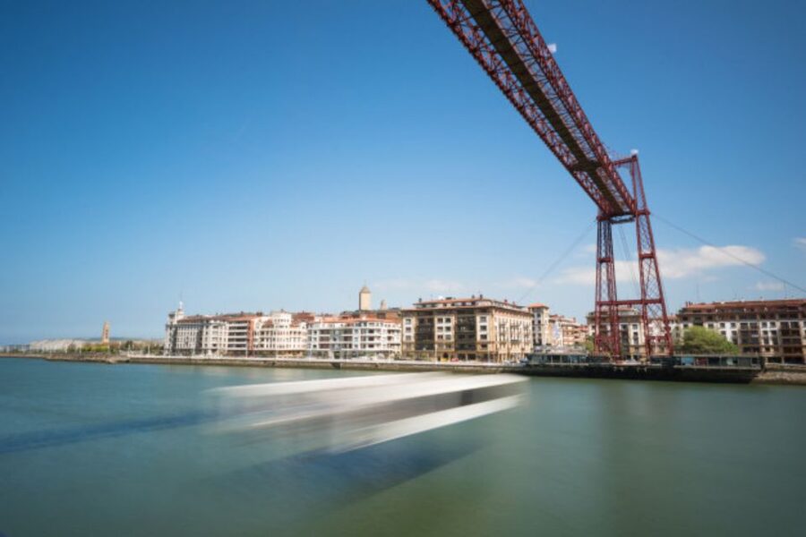 Bike with Pintxos & Drinks in Getxo. Bilbao´s scenic seaside - Who will enjoy this experience most?