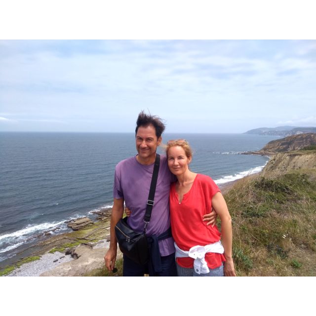 Bike with Pintxos & Drinks in Getxo. Bilbao´s scenic seaside - Puerto Viejo, where Getxo feels local
