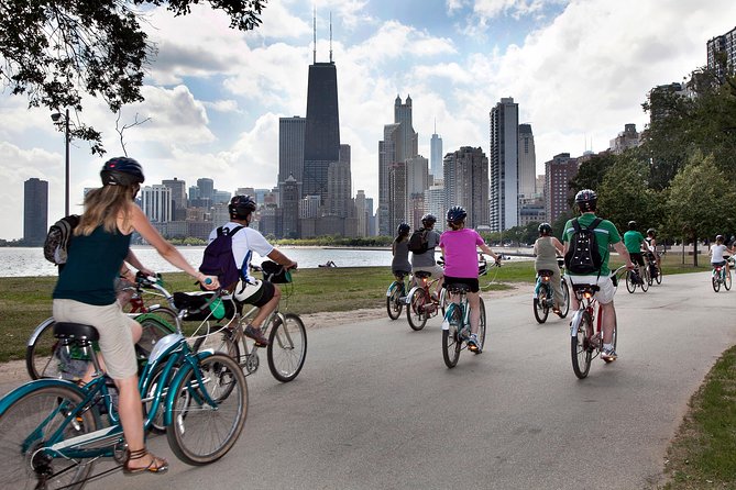 Bikes, Bites & Views: Chicago's Signature Dishes Bike Tour-Adults - Why this Chicago bike and food tour works