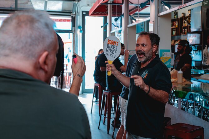 Bikes, Bites & Views: Chicago's Signature Dishes Bike Tour-Adults - The night route under city lights