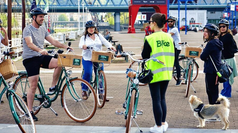 Bilbao: City Highlights Guided Bike Tour - How much value you get for $40