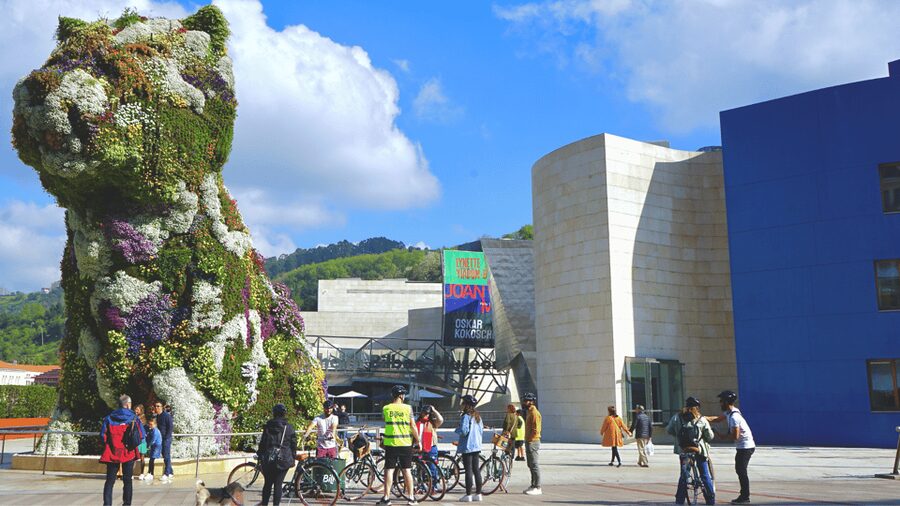 Bilbao: City Highlights Guided Bike Tour - Why a bike is a smart way to see Bilbao