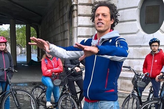Bilbao Highlights 3-hour E-Bike tour: Small Group or Private Tour - How much value do you get for $59.28?