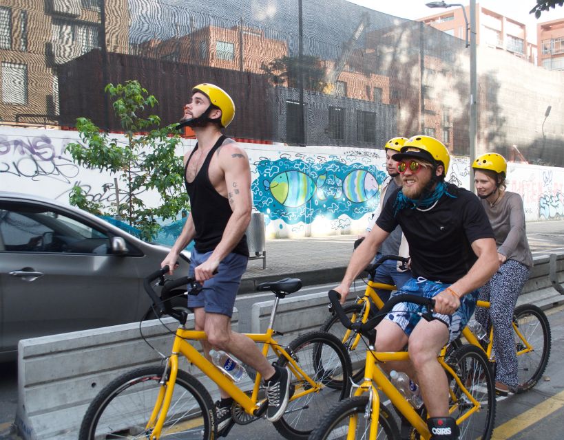 Bogotá: Shared Bike Tour - National Park, half forest and half city park