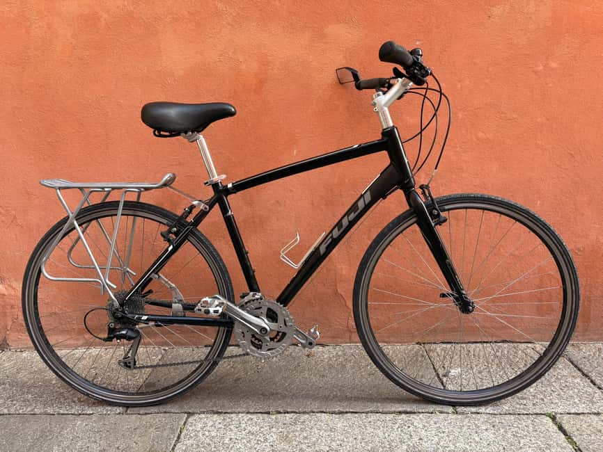Bologna: Bike Rental - Choosing between five bike types