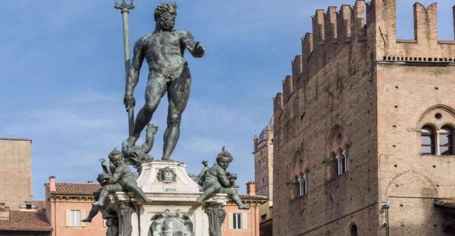 Bologna Guided Bike Tour - Key points at a glance
