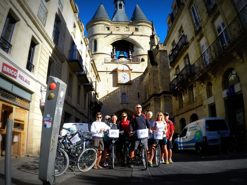 Bordeaux: Essentials 3-Hour Bike Ride - Jardin Public and Palais Gallien