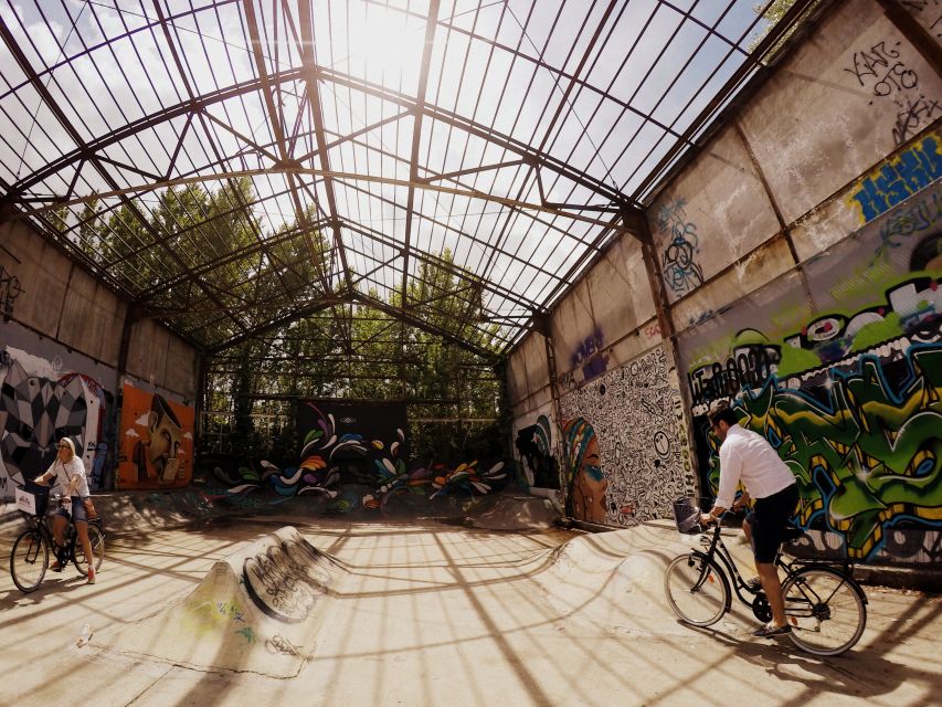 Bordeaux: Essentials 3-Hour Bike Ride - Pont Chaban-Delmas and the Garonne