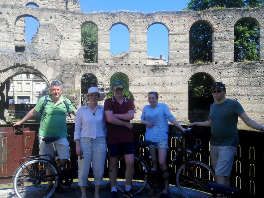 Bordeaux: Essentials 3-Hour Bike Ride - Chartrons, Rue Notre Dame, and Cours Xavier Arnozan