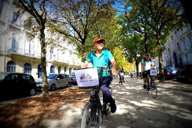 Bordeaux Essentials Sightseeing Bike Tour with a Local Guide - Palais Gallien and Bordeaux before the grand boulevards