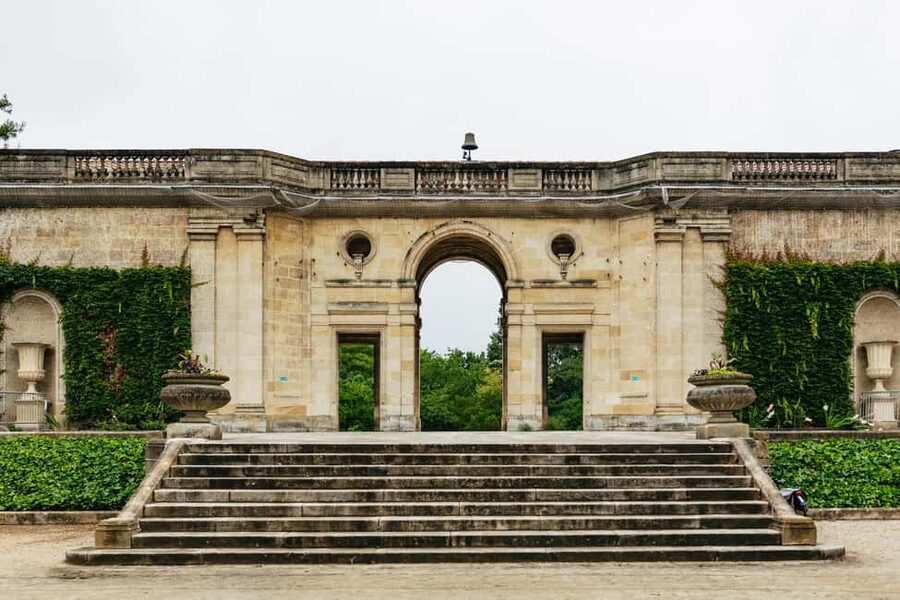 Bordeaux: Historic Center & Chartrons District Bike Tour - Pont Jacques Chaban Delmas and the return to Chartrons