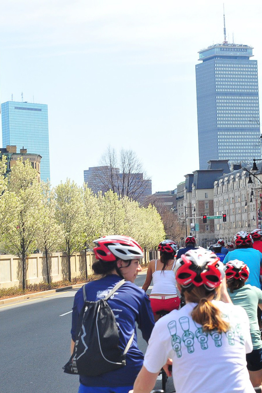 Boston: 2.5-Hour City View Bike Tour - Why a bicycle is the right introduction to Boston