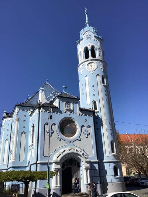 Bratislava: City and Iron Curtain and Bunker by E-Bike Tour - Who should book this e-bike tour?