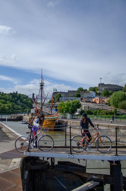 Bristol: The Best Of Bristol, Guided Bike Tour - Guides who make the difference
