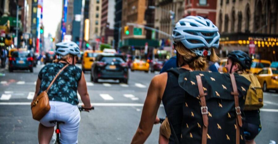 Brooklyn: Half-Day Cycling Tour - Starting beside the East River in Dumbo