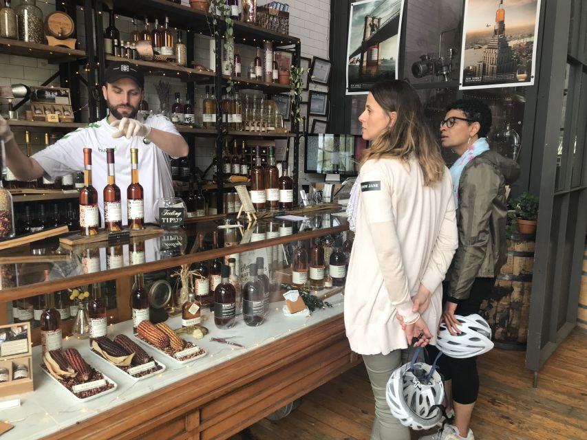 Brooklyn: Half-Day Cycling Tour - Fort Greene landmarks and the Barclays Center