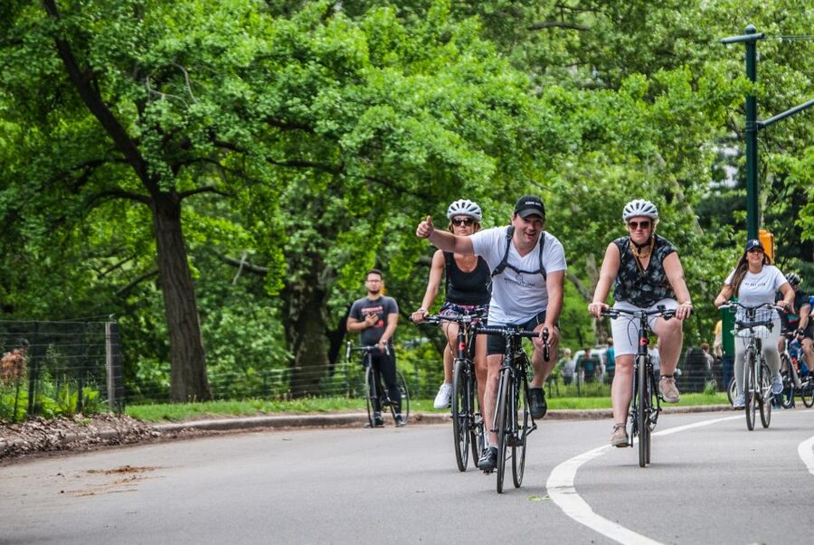 Brooklyn: Sightseeing Bike Tour with Local Guide - Why this Brooklyn bike route works