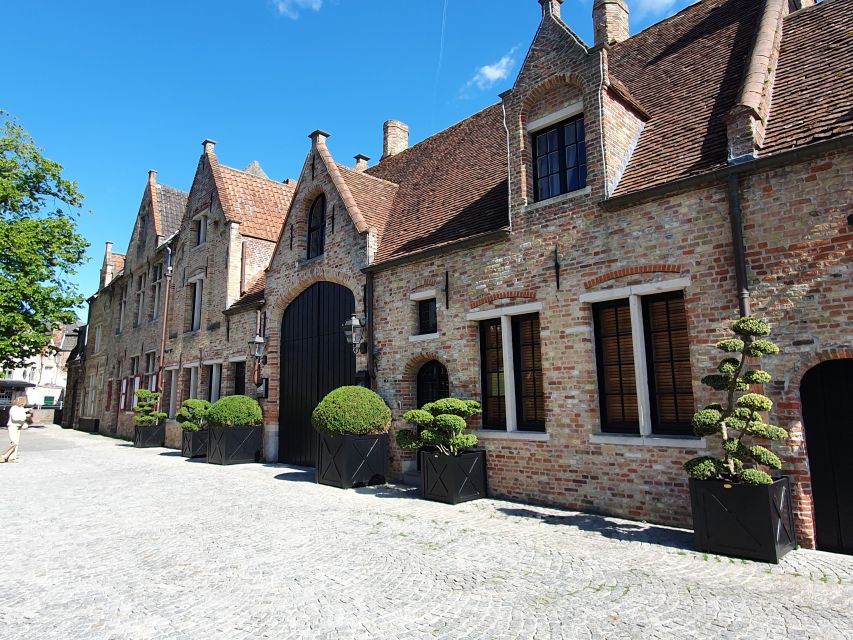 Bruges by bike with family and friends! - My recommendation for Bruges