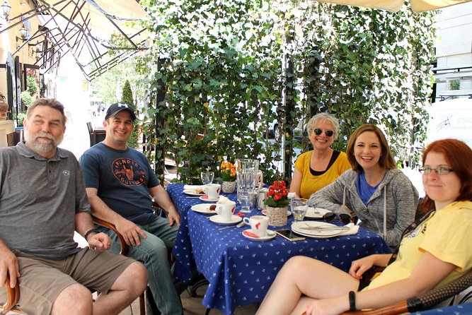 Budapest Bike Tour - The four-hour day tour and its refreshment stop