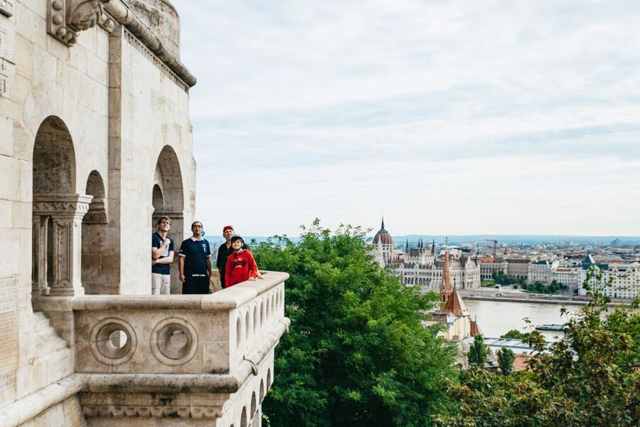 Budapest: Grand Sightseeing Bike Tour - Heroes’ Square and City Park