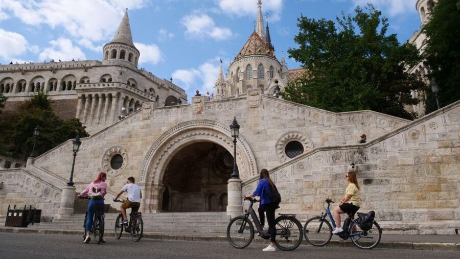 Budapest: Guided E-Bike Sightseeing Tour - Key points to know before booking