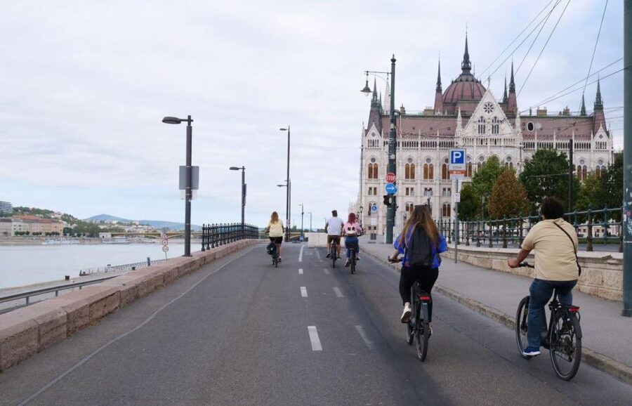 Budapest: Guided E-Bike Sightseeing Tour - What the $56 price gets you