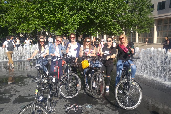Budapest Highlights Bike Tour - St. Stephen’s Basilica closes the loop