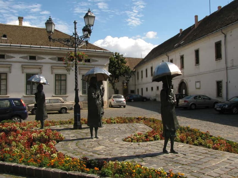 Budapest to Szentendre e-Bike Tour with a local guide - Is $706 per person good value?