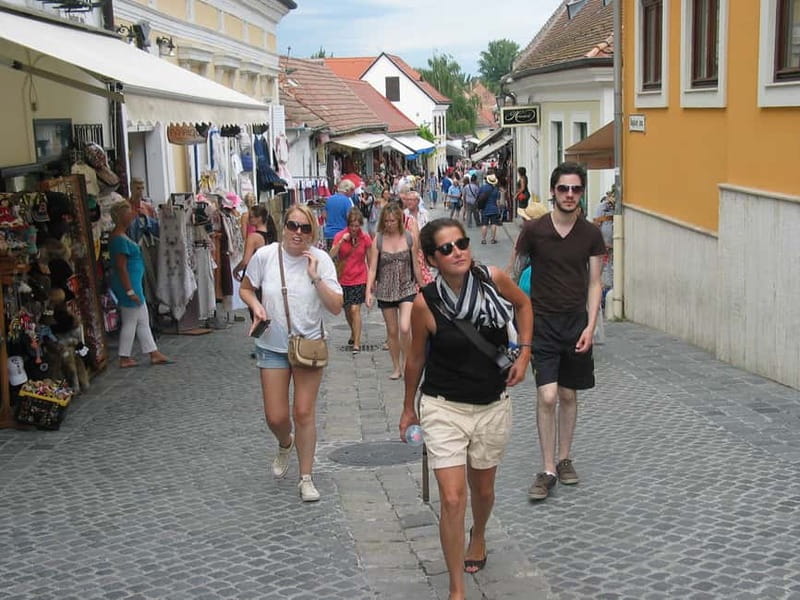 Budapest to Szentendre e-Bike Tour with a local guide - Lángos for lunch
