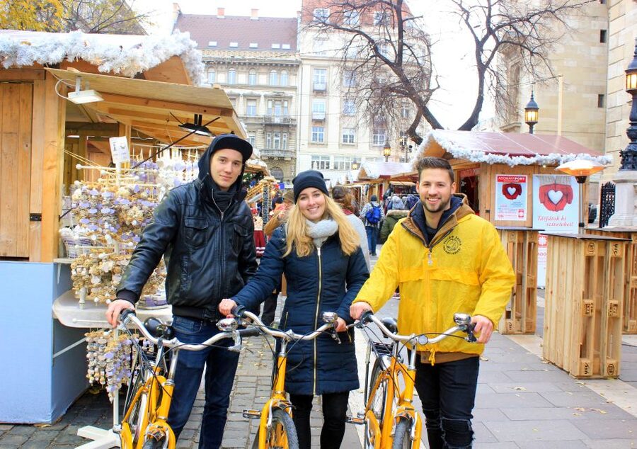 Budapest ❤️Winter Bike Tour with Coffee Stop❤️ - St. Stephen’s Basilica and its grand square