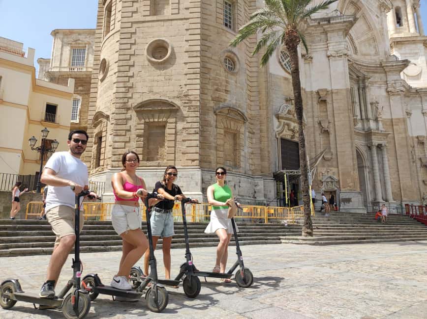 Cadiz: 1.45H Guided Segway/eScooters/EBikes for Big Groups - Private groups and guide quality