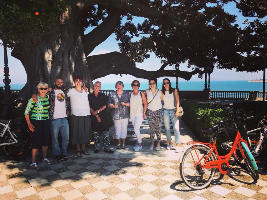 Cádiz: Guided Bike Tour - Should you book it?