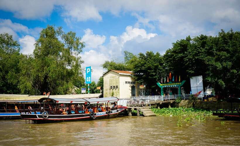 Cai Be Mekong Delta: Cooking Class, Cycling, Craft Villages - The early road journey from District 1